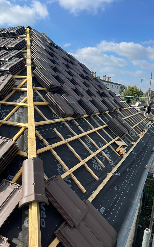 Couvreur au Vésinet (78110) – Les Compagnons Moëllo, experts en toiture et zinguerie dans les Yvelines