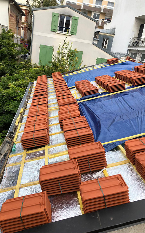 Travaux de toiture, zinguerie et étanchéité réalisés par des couvreurs expérimentés au Vésinet (78110) dans les Yvelines